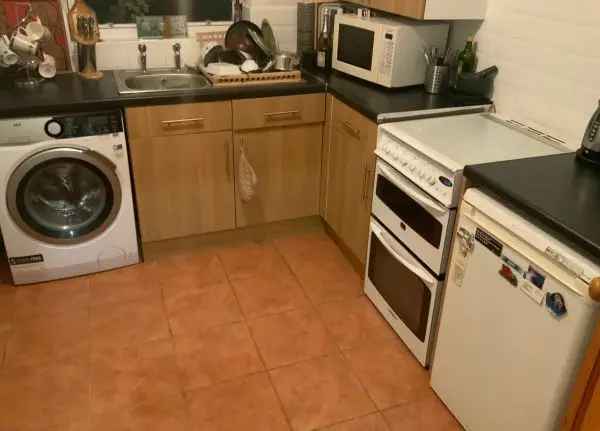 Flat For Rent in Tendring, England