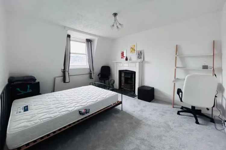2 Bedroom Apartment Zero Deposit Available Newly Renovated
