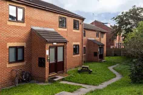 1 Room Flat 22m2 Leeds Student Accommodation