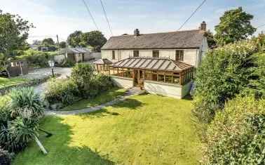 House For Sale in Helston, England