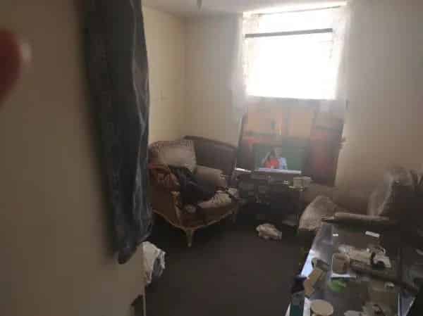 One Bedroom Maisonette City Center Ample Storage New Carpet
