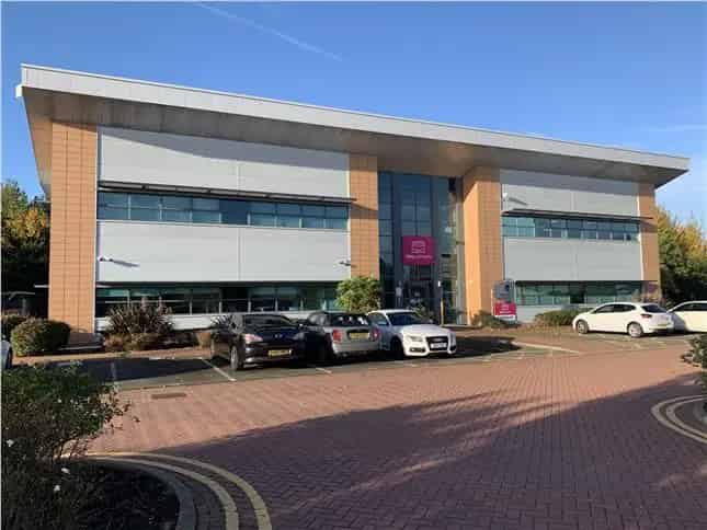 Modern Office Suite 202 sq m Europarc 11 Parking Spaces