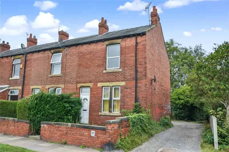 House For Sale , 134, Bradford Road, Leeds, England