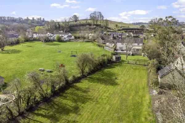 Impressive Detached Family Home with Annexe and Extensive Grounds