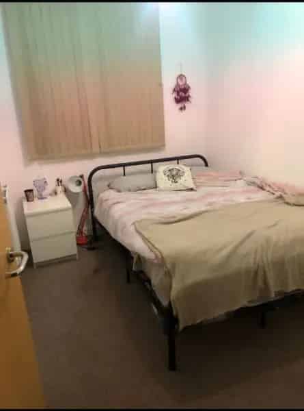 Town Centre Apartment with Balcony and 24-Hour Security