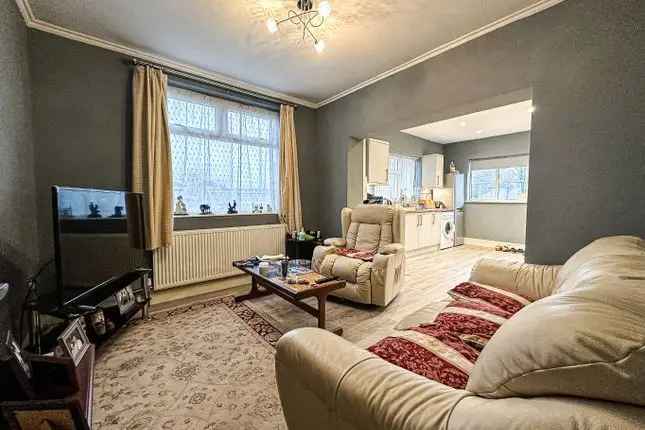 Detached Bungalow for Sale in Bristol BS4