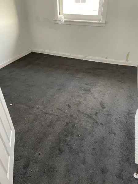 Flat For Rent in Cambuslang, Scotland