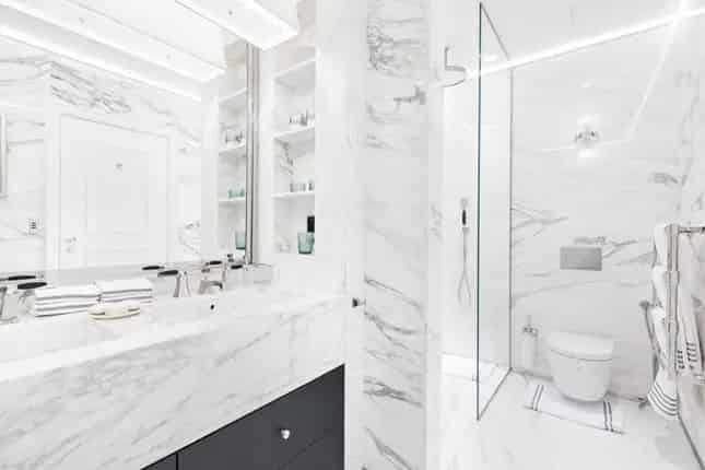 Flat for Sale in Portman Square London W1H