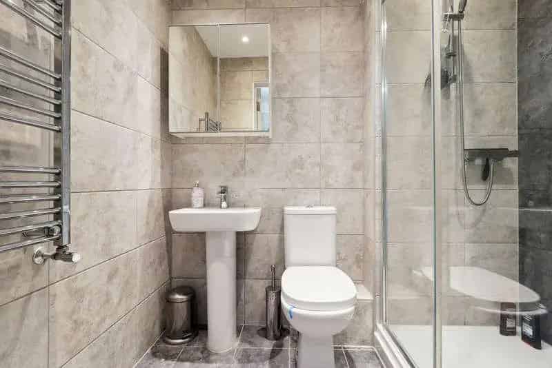2 Bed 2 Bath Apartment for Sale Benfleet