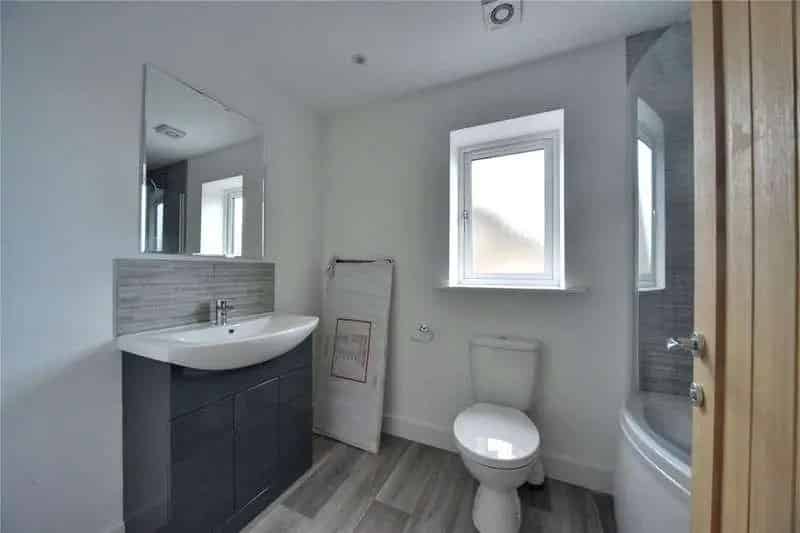 2 Bed House for Sale - Air Source Heating, Luxury Kitchen & Bathrooms