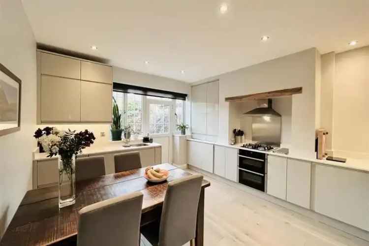 3 Bedroom Terraced House for Sale near Altrincham Town Centre