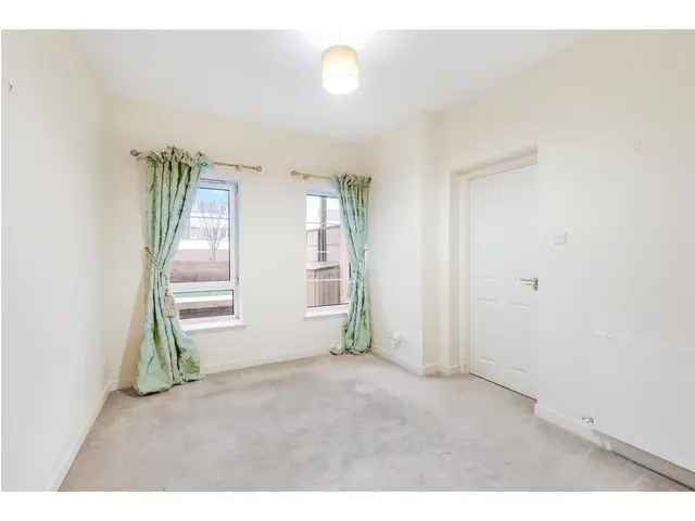 2 bedroom flat  for sale