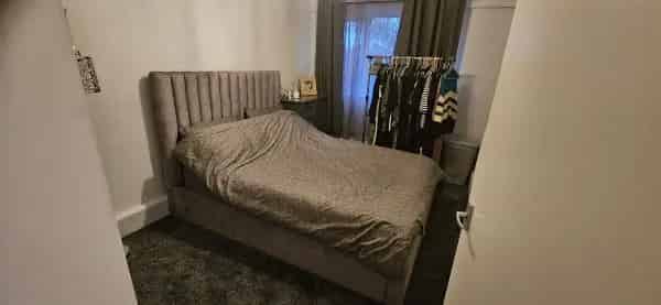 New Kitchen Flat near Putney Town Centre