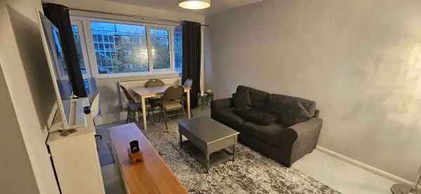 Flat For Rent in London, England