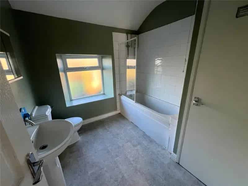 End Stone Terrace Cottage Near Train Station Two Bedrooms