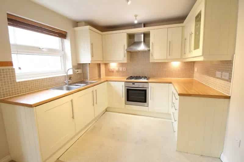2 bedroom Flat
 For Sale