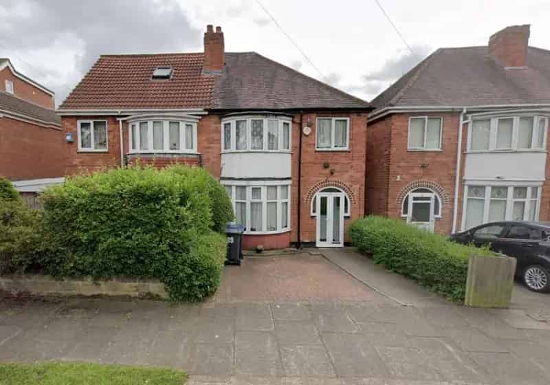 3 bedroom semi-detached house