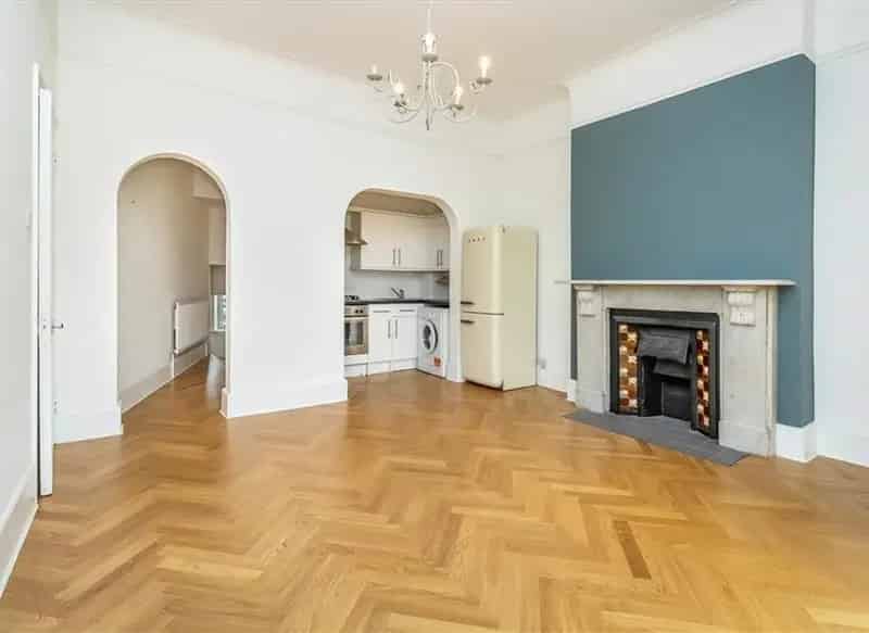 Flat For Sale , London, England