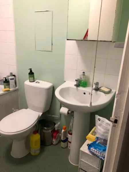 Flat For Rent in London, England