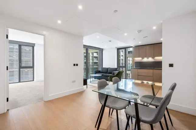 Flat for sale in Prince Of Wales Drive, London SW11