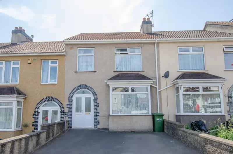 3 Bedroom Terrace House For Sale Near Page Park