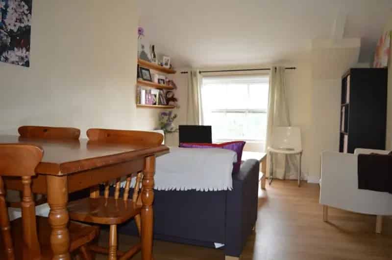 2 Bedroom Flat To Rent Available 01092025