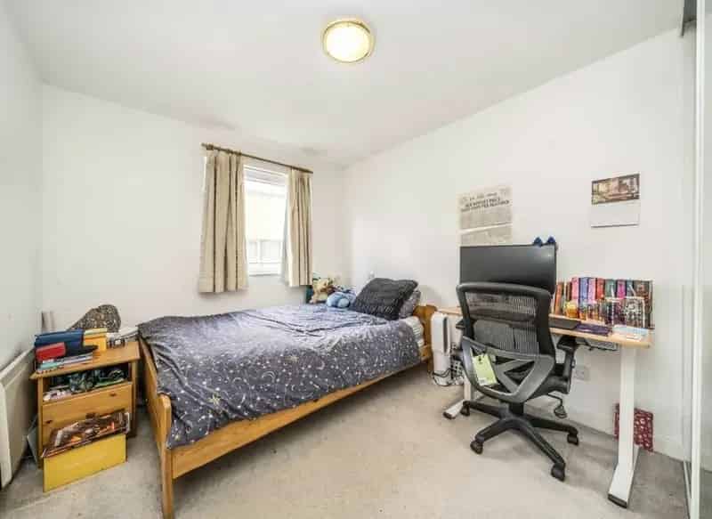 2 Bed Canary Wharf View Home Premiere Place Westferry DLR
