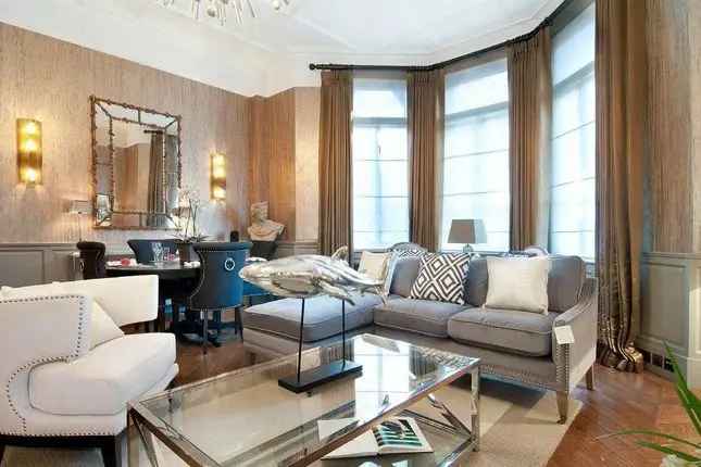 Flat for sale in Hans Place, London SW1X