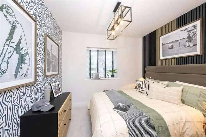 4 Bed Detached House for Sale Ascot Oaks