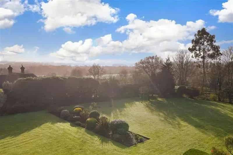 1 Bed Retirement Apartment Stunning Views Modern Kitchen