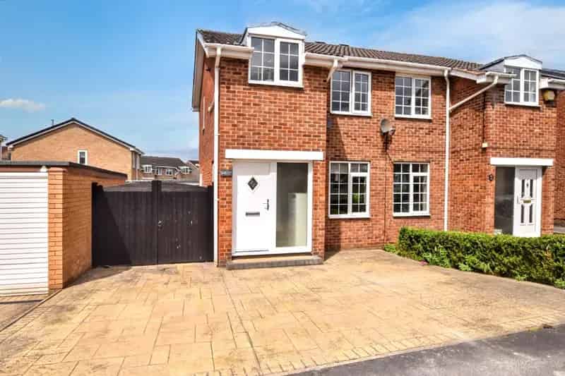 Three Bedroom Semi Detached House in WF4