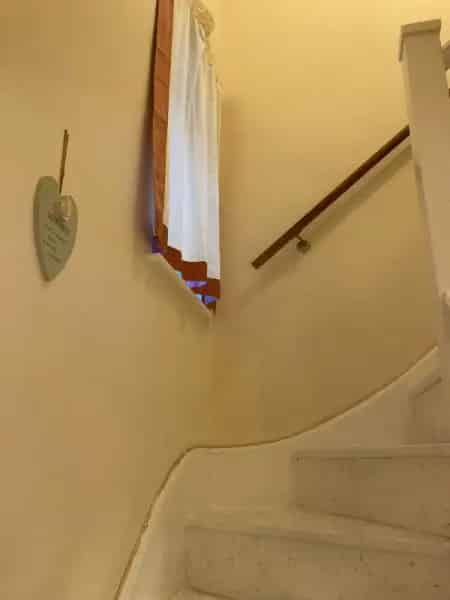 Semi Detached House Near Schools Own Driveway Wet Room