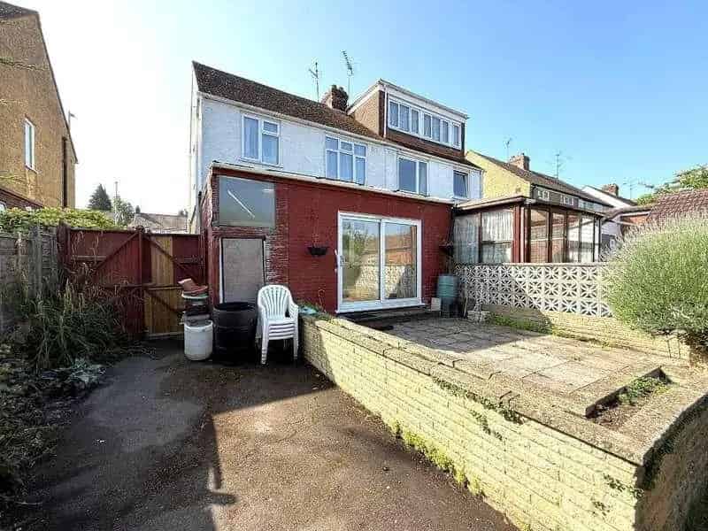 3 Bed Extended House For Sale Luton Dunstable Borders