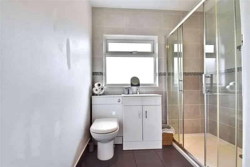 2 Bed Semi-Detached House for Sale in South Worcester