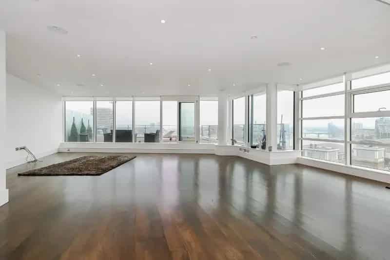 Flat For Sale , London, England