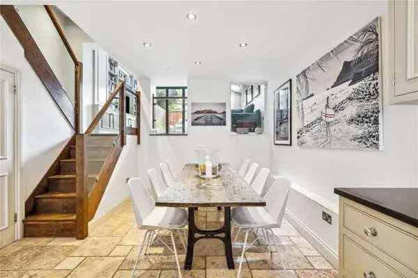 Hazlebury Road, Fulham, London, SW6 2ND | Property for sale | Savills