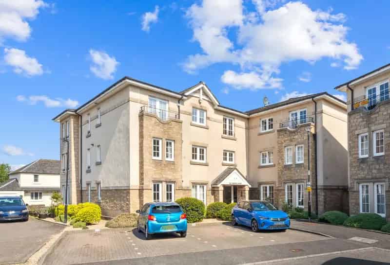 Spacious Ground Floor Flat in Stirling Causewayhead