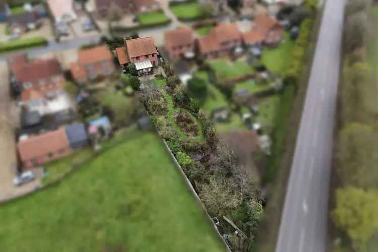 4 Bedroom Detached House For Modernisation