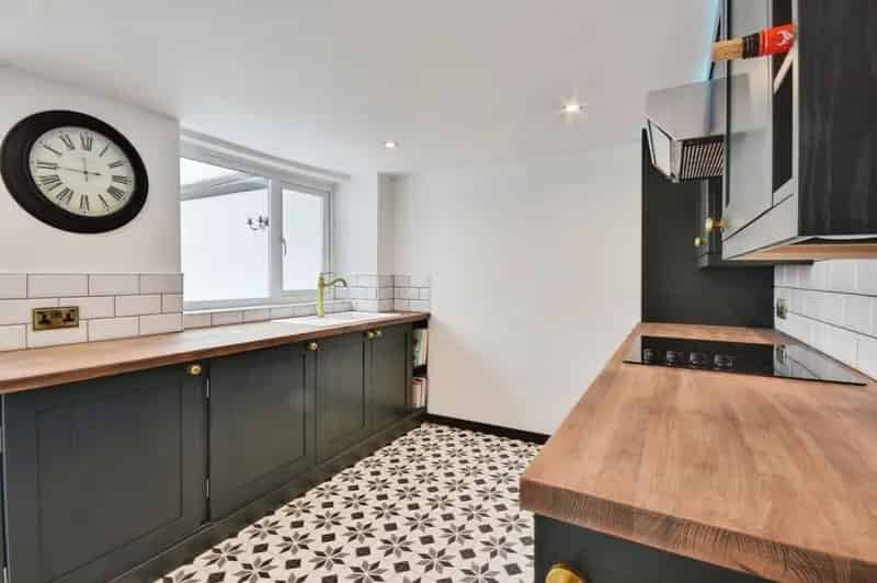 2 Bedroom Mid Terrace House for Sale Rye East Sussex