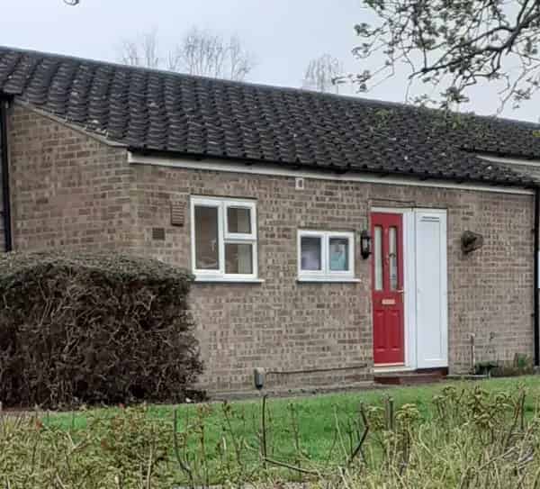 One Bedroom House with Large Garden