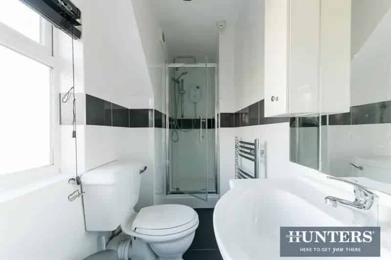 5 Bed House for Sale Near Malden Manor Station