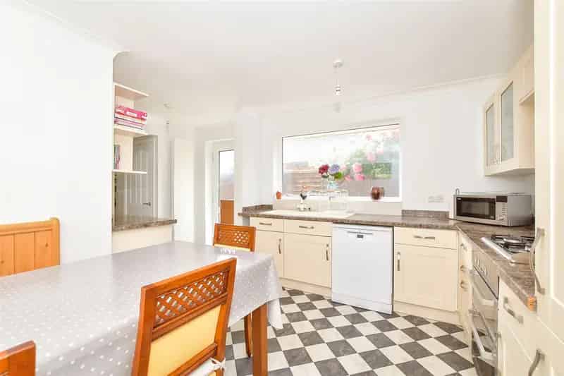 4 Bedroom Detached Bungalow for Sale