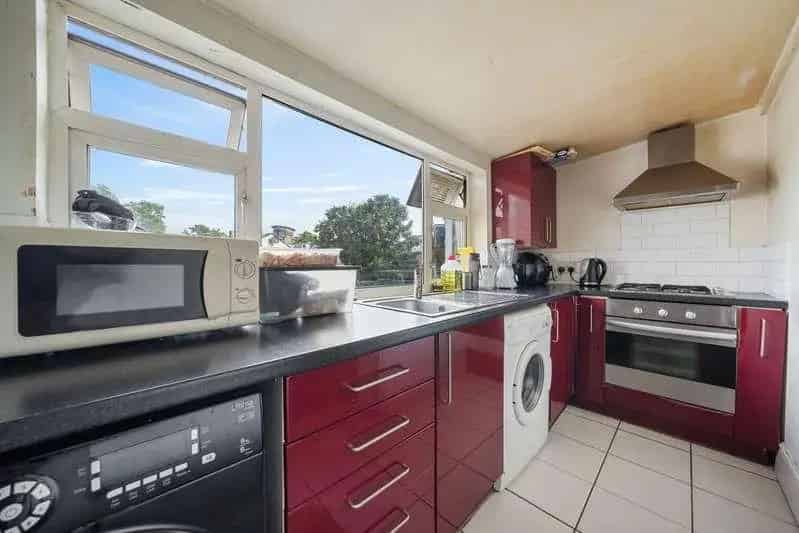 2 Bed Flat for Sale in Highbury