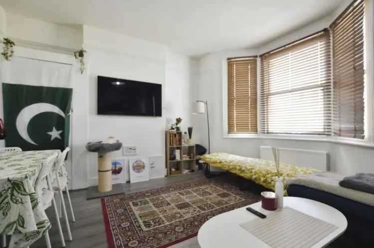 1 Bedroom Flat For Sale