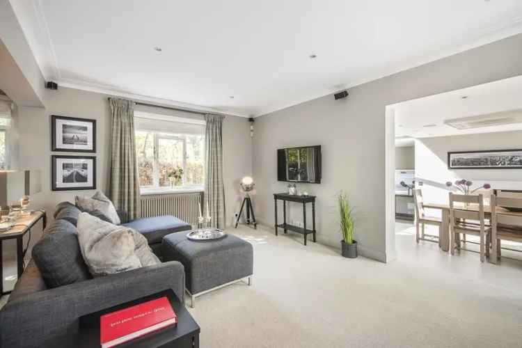 4 Bedroom Detached House to Rent near Barons Court