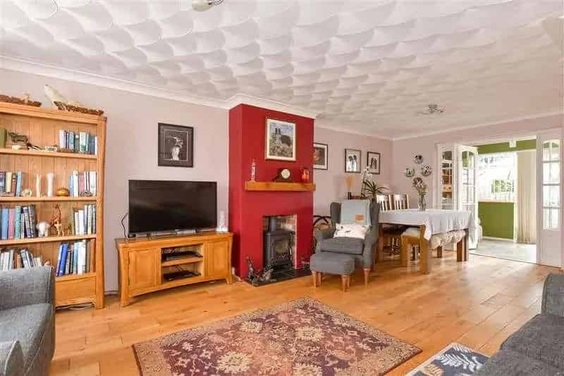 3 Bed House for Sale Extended Semi Detached Home Wainscott