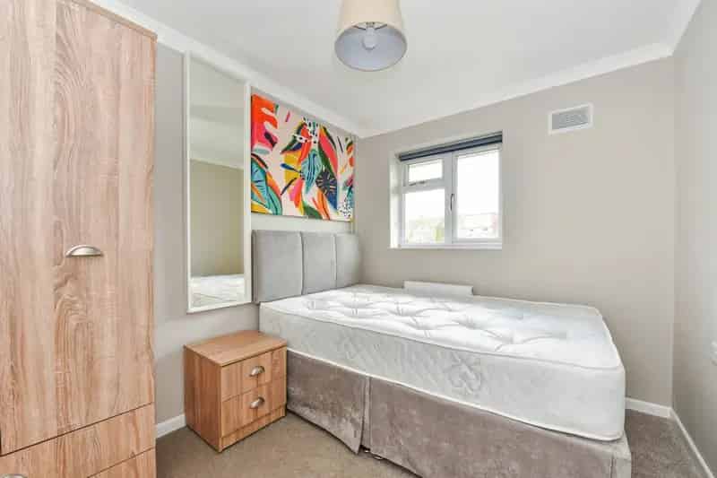 1 Bedroom House of Multiple Occupation To Rent