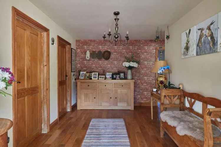 4 Bed Detached House For Sale in Village Setting