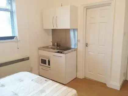 1 room studio flat of 48 m² in London