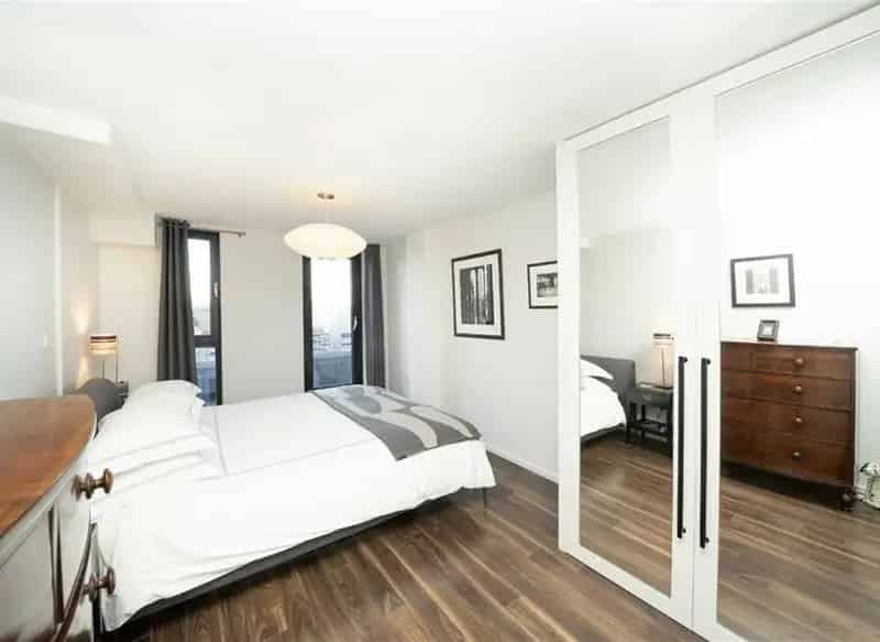 Stunning City View 2-Bed Apartment in Modern Development